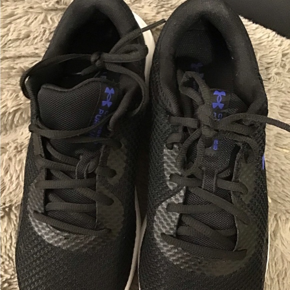 Under Armour Men's Black and Blue Athletic Shoes - Picture 4 of 4